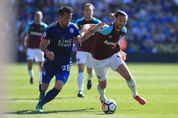 自信不仅仅 自信不仅仅