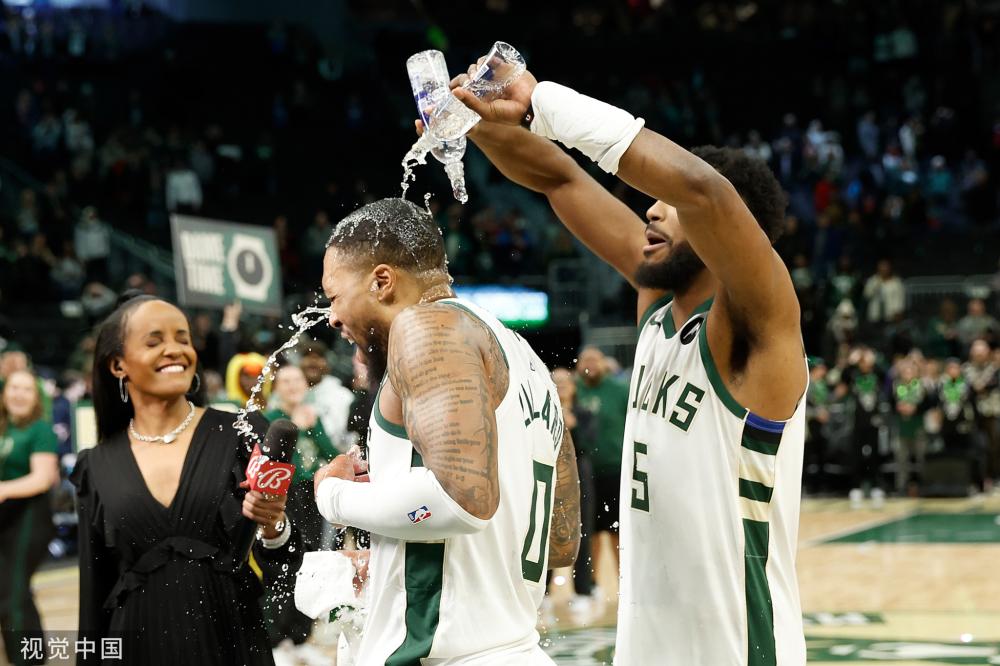 自己不可或 自己不可或