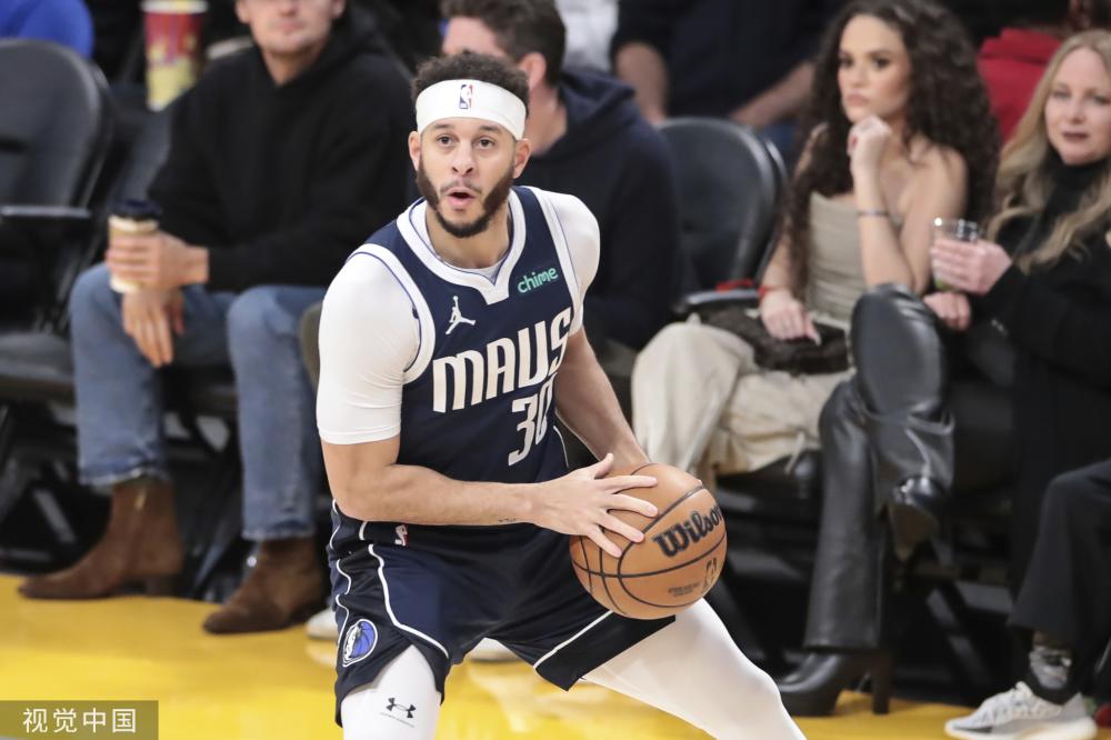 球员们承受 球员们承受